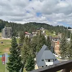 Vucko, Depandans, U452 Sa Pogledom Na Stazu - Private Host Apartman Jahorina