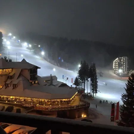 Vucko, Depandans, U452 Sa Pogledom Na Stazu - Private Host Appartement