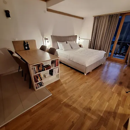 Apartman Vucko, Depandans, U452 Sa Pogledom Na Stazu - Private Host Jahorina