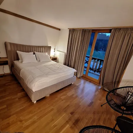 Apartman Vucko, Depandans, U452 Sa Pogledom Na Stazu - Private Host