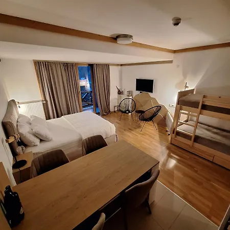 Vucko, Depandans, U452 Sa Pogledom Na Stazu - Private Host 4* Jahorina