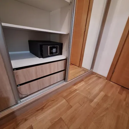 Vucko, Depandans, U452 Sa Pogledom Na Stazu - Private Host Jahorina